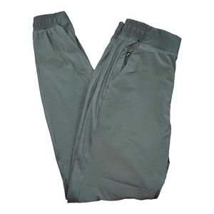 Athleta Brooklyn Textured Brooklyn Jogger size 6